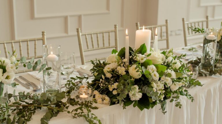 Osprey Hotel Head Table With Flowers